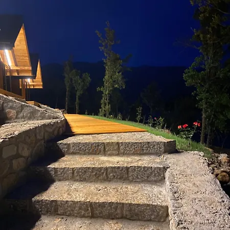 Agora Farmhouse Koman Exteriör bild