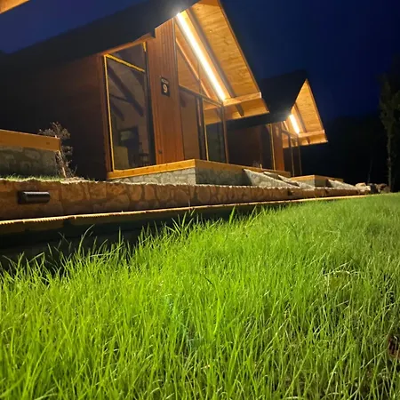 Agora Farmhouse Koman Exterior photo